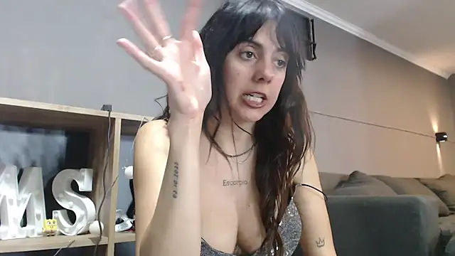 Snapshot of mickystrumia23 chatting on June 4, 5:45 am mickystrumia23 online show from June 4, 5:45 am