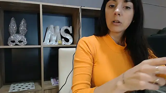 Snapshot of mickystrumia23 chatting on July 10, 6:08 pm mickystrumia23 online show from July 10, 6:08 pm