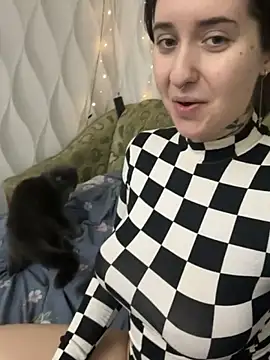 ShadowEve online show from November 26, 2:39 pm