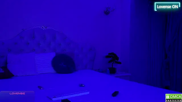 AniaKarenina online show from February 6, 9:33 pm