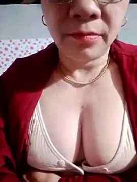 small-house123 online show from January 14, 10:46 pm