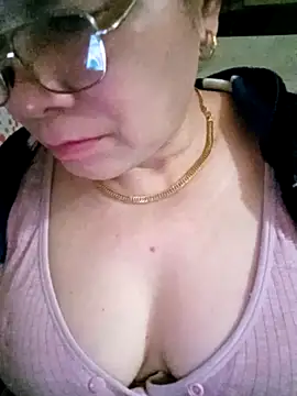 small-house123 online show from February 17, 3:59 am