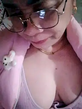 small-house123 online show from February 12, 2:00 am