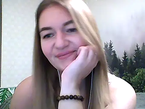 Snapshot of CandyOLimeX chatting on November 16, 10:46 pm CandyOLimeX online show from November 16, 10:46 pm