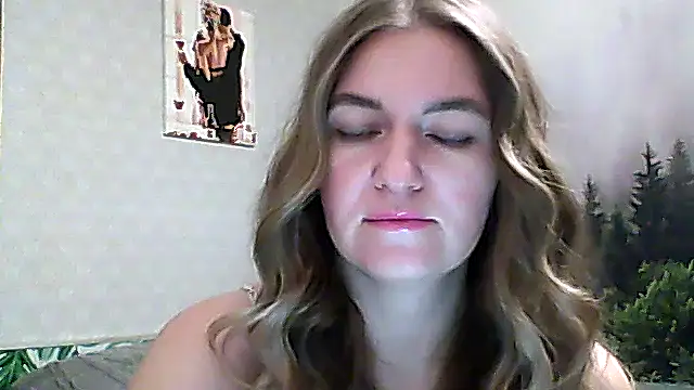 Snapshot of CandyOLimeX chatting on November 30, 9:04 pm CandyOLimeX online show from November 30, 9:04 pm