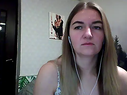 Snapshot of CandyOLimeX chatting on November 19, 9:04 pm CandyOLimeX online show from November 19, 9:04 pm