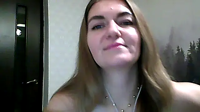 Snapshot of CandyOLimeX chatting on December 16, 10:03 pm CandyOLimeX online show from December 16, 10:03 pm