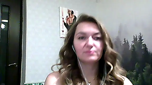 Snapshot of CandyOLimeX chatting on December 15, 9:31 pm CandyOLimeX online show from December 15, 9:31 pm