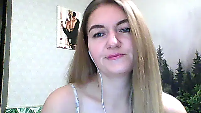 Snapshot of CandyOLimeX chatting on November 27, 9:26 pm CandyOLimeX online show from November 27, 9:26 pm