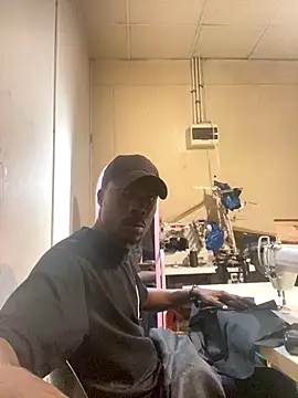 Ndodemnyamaxh online show from November 6, 8:02 pm