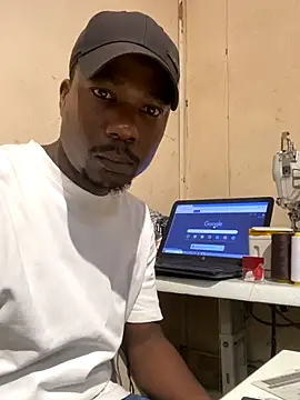 Ndodemnyamaxh online show from November 3, 5:45 am