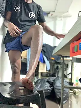 Ndodemnyamaxh online show from January 7, 7:35 am