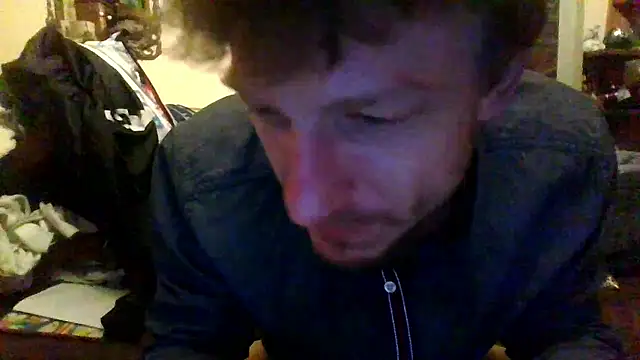 Snapshot of jigglethaypussi chatting on January 6, 4:00 pm jigglethaypussi online show from January 6, 4:00 pm