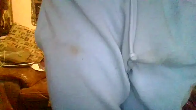 Snapshot of jigglethaypussi chatting on February 23, 2:35 am jigglethaypussi online show from February 23, 2:35 am