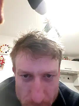 Snapshot of jigglethaypussi chatting on February 27, 6:08 pm jigglethaypussi online show from February 27, 6:08 pm