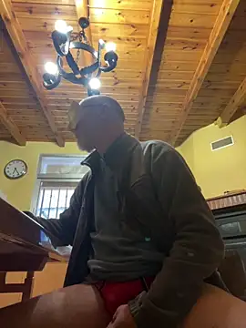 men1967 online show from February 10, 5:23 pm