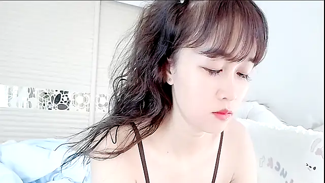 lookbyby online show from January 15, 3:54 am