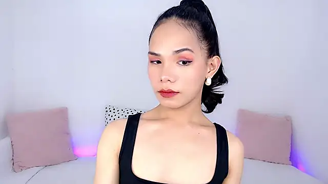 ursexydelancy  online show from December 5, 1:10 pm