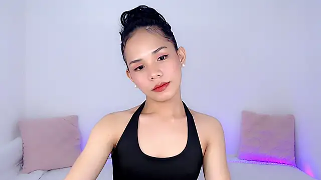 Snapshot of ursexydelancy_ chatting on December 1, 6:20 pm ursexydelancy online show from December 1, 6:20 pm