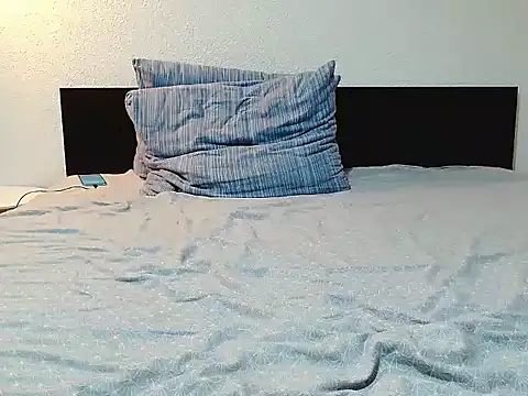 Snapshot of CharmingPearl chatting on November 7, 7:51 pm CharmingPearl online show from November 7, 7:51 pm