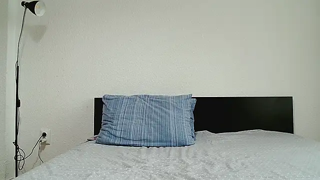 Snapshot of CharmingPearl chatting on November 7, 7:46 am CharmingPearl online show from November 7, 7:46 am