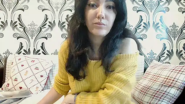 CharmingPearl online show from February 5, 7:48 am