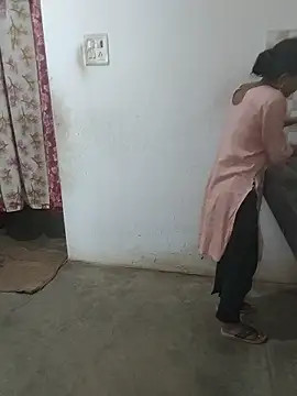 baby Cpl21 online show from February 18, 3:37 am