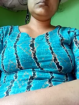 Snapshot of Tina_250 chatting on December 23, 6:45 am Tina 250 online show from December 23, 6:45 am