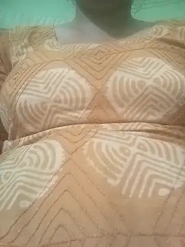 Tina 250 online show from April 11, 4:43 pm