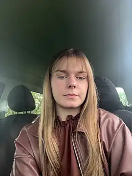 LisaFreierxx online show from May 5, 2:20 pm