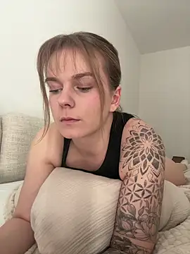 LisaFreierxx online show from June 1, 3:11 pm