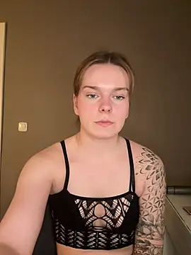 LisaFreierxx online show from March 12, 9:08 pm