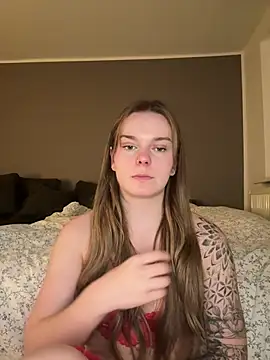 LisaFreierxx online show from March 7, 10:04 pm