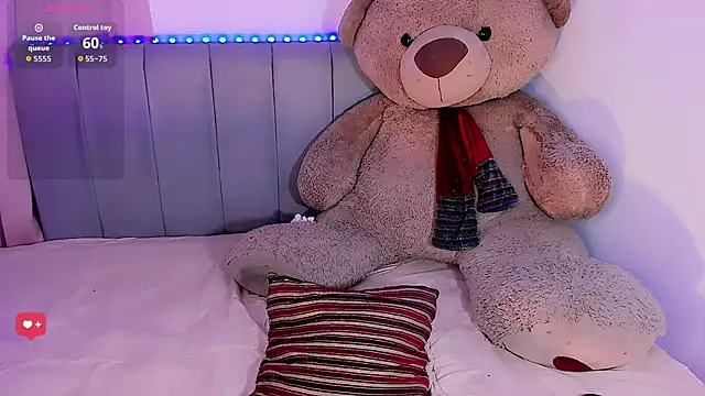 SexyNaza 1 online show from April 5, 11:55 pm