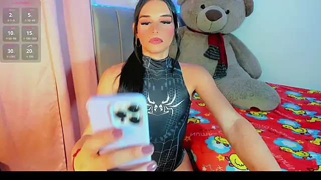 SexyNaza 1 online show from December 13, 8:37 pm