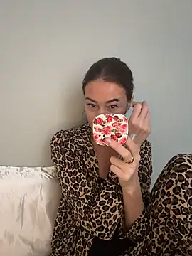 Sindy Energy online show from February 18, 2:02 pm