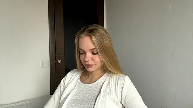 SweetAmelia69 online show from November 12, 5:33 am