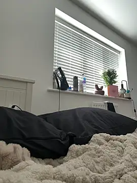 Bethrae25 online show from March 20, 12:17 pm