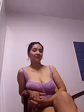 Lusandra1837lusi online show from April 14, 5:51 pm