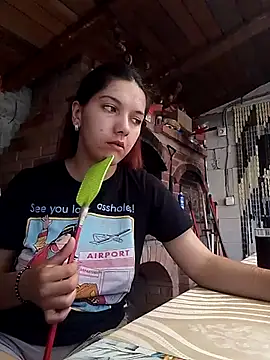 Snapshot of Lusandra1837lusi chatting on July 17, 9:06 am Lusandra1837lusi online show from July 17, 9:06 am
