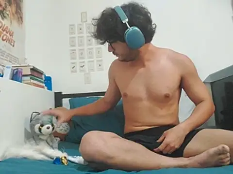 Snapshot of jay_for_funS2 chatting on November 1, 5:18 pm jay for funS2 online show from November 1, 5:18 pm