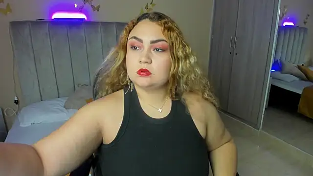 Sweet Rosee  online show from January 11, 4:08 am