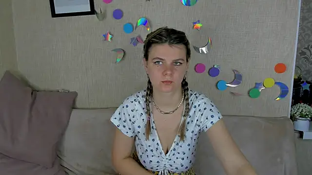 Snapshot of Zorianaa chatting on June 21, 8:25 pm Zorianaa online show from June 21, 8:25 pm