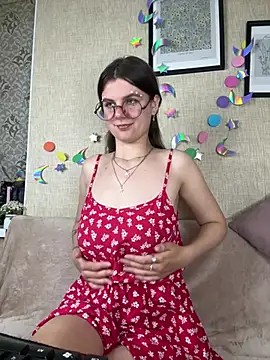 Snapshot of Zorianaa chatting on May 29, 9:21 pm Zorianaa online show from May 29, 9:21 pm