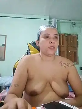 BIADELICIA1 online show from April 30, 9:49 am