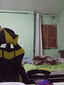 BIADELICIA1 online show from April 15, 9:04 am