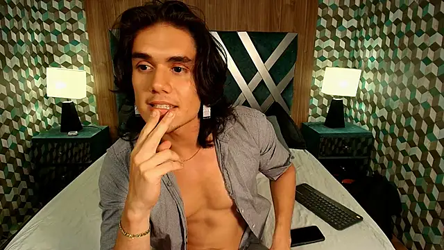 James Morrisonm online show from February 4, 11:22 pm