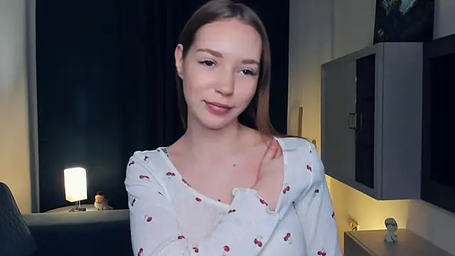 MerlePalaia online show from November 18, 8:12 pm