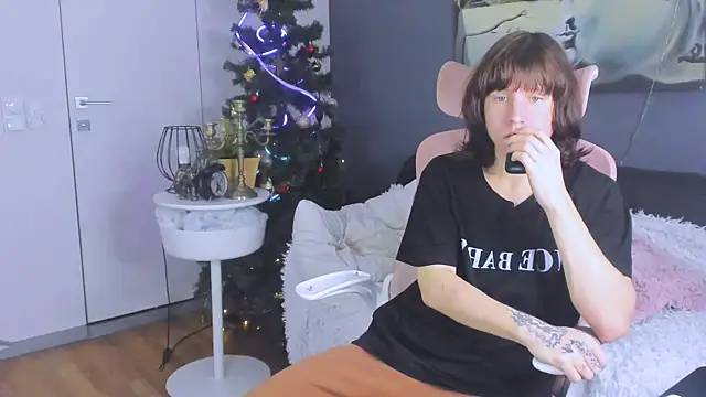 Snapshot of CutieKai_ chatting on January 12, 10:14 pm CutieKai online show from January 12, 10:14 pm