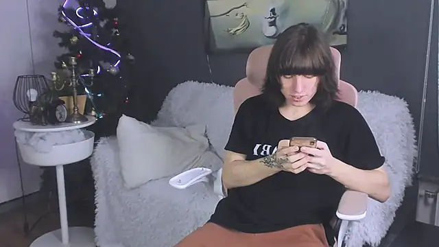 Snapshot of CutieKai_ chatting on January 10, 3:57 am CutieKai online show from January 10, 3:57 am